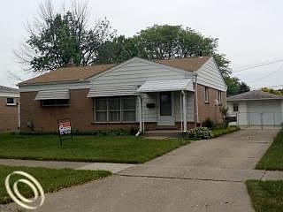 2nd image of 11736 Stamford Ave