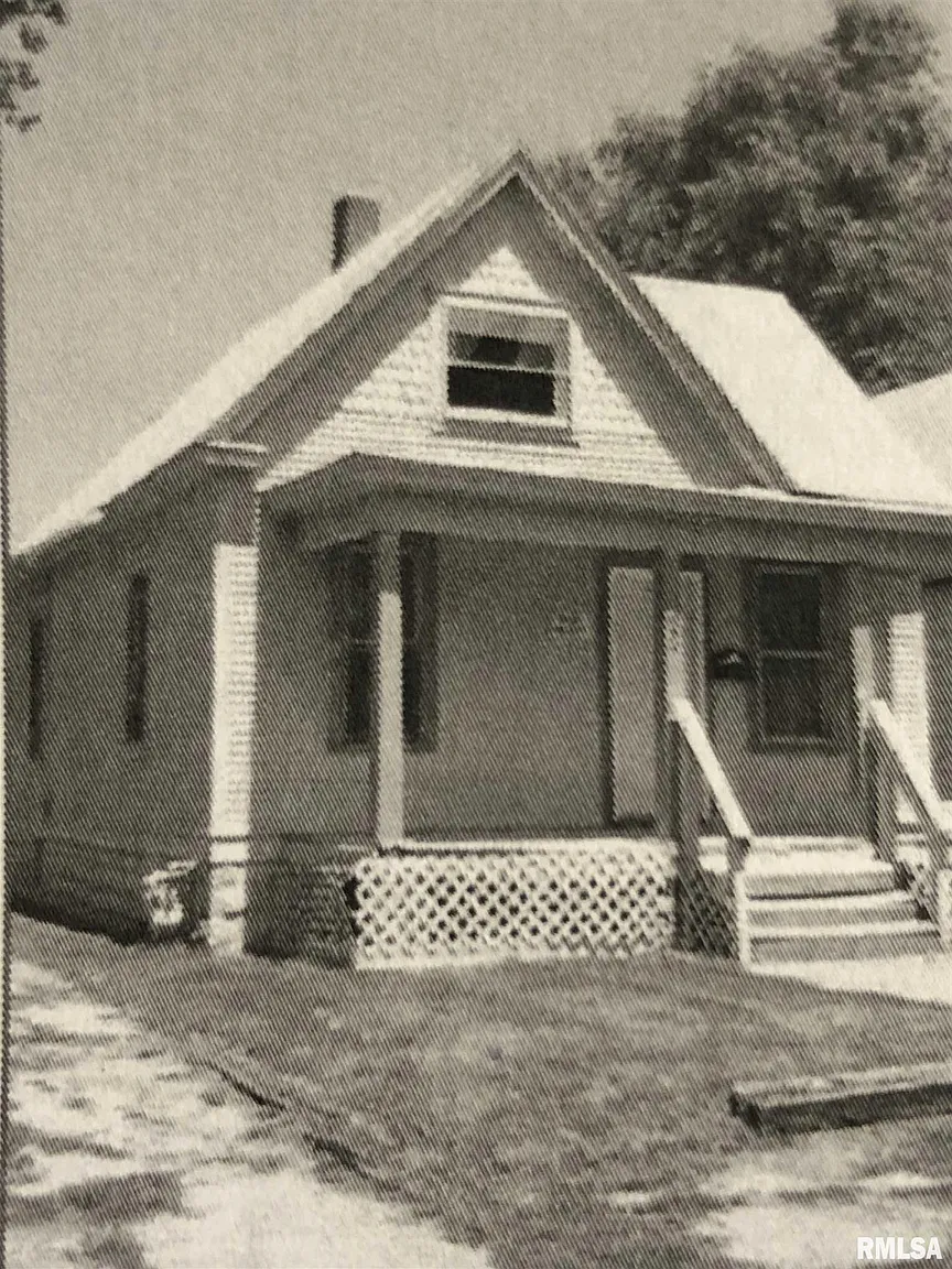 3007 W Starr St photo 1