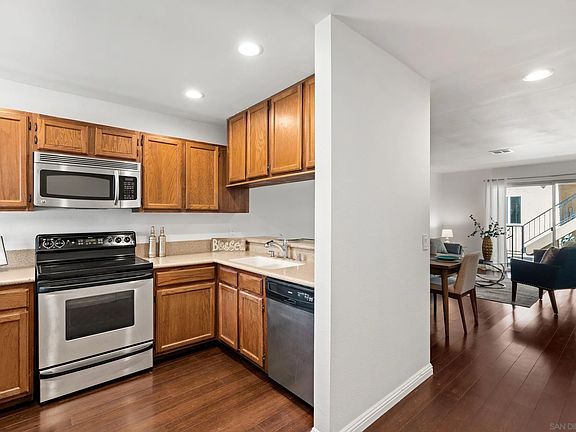 3rd image of 4560 Twain Ave APT 6