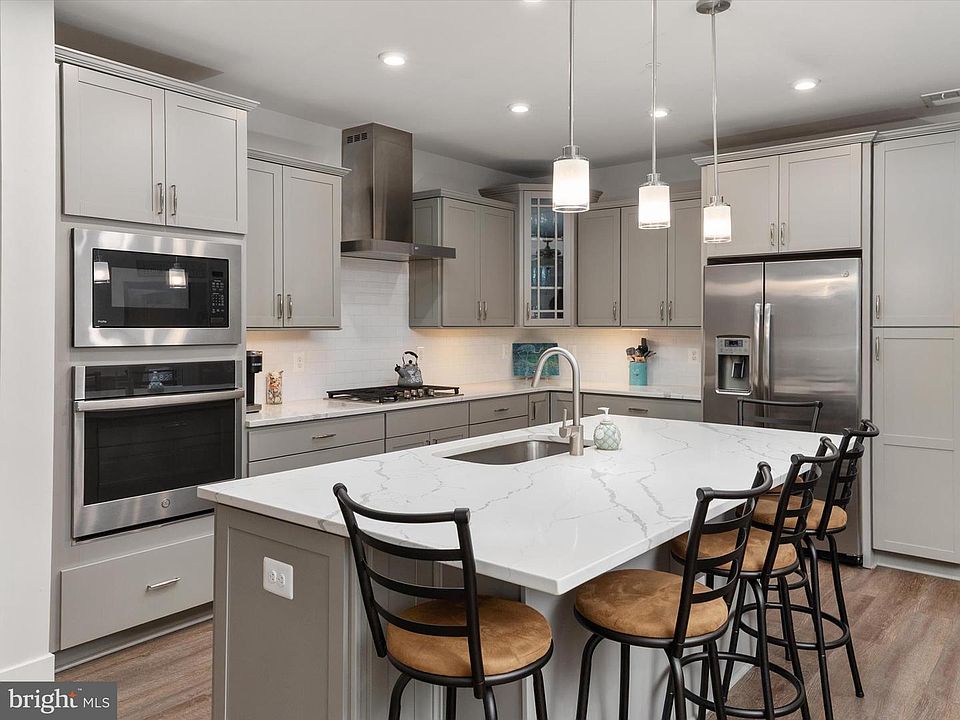 1st image of 1000 Herons Nest Way Unit 22