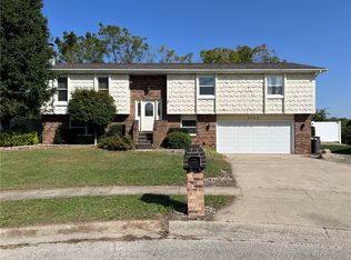 4790 Barberry Ct, Decatur, IL 62526