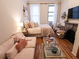 71 8th Ave #2A, New York, NY 10014