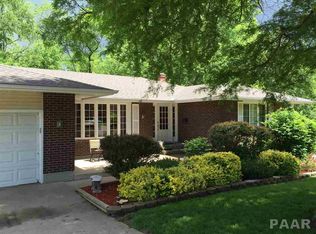 4 Gale Ct, Pekin, IL