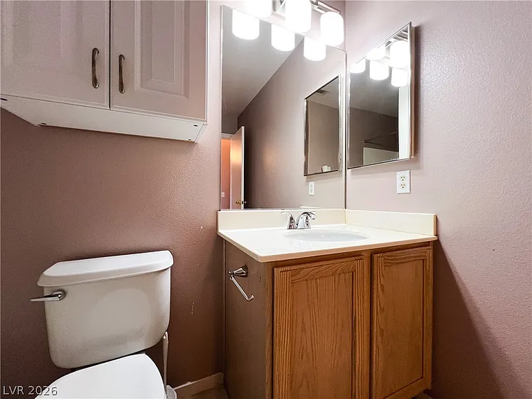 2100 Quarry Ridge St #207 — Photo 64
