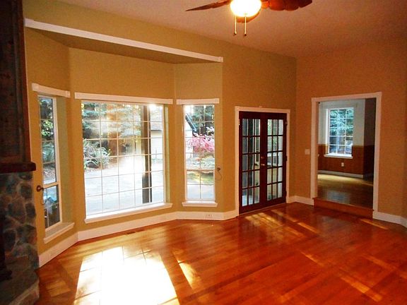 3rd image of 280 Kristian Ln