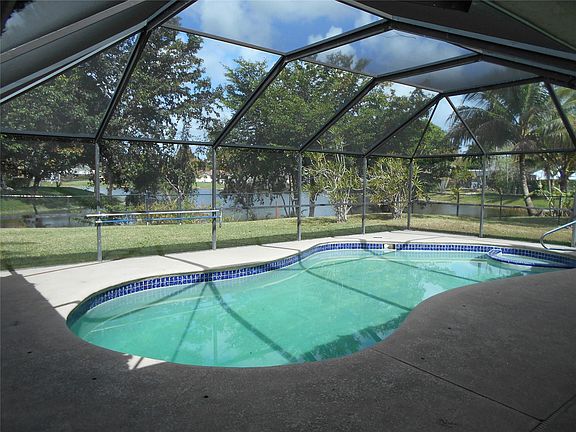 3rd image of 3980 NW 114th Avenue
