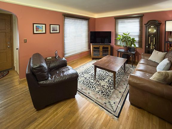 2nd image of 5528 Nokomis Ave