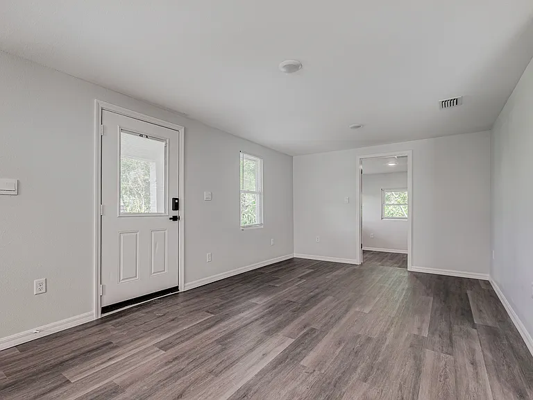 2222 E Peachtree St — Photo 7