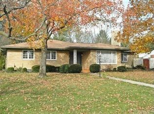 200 Croswell Rd, Columbus, OH 43214