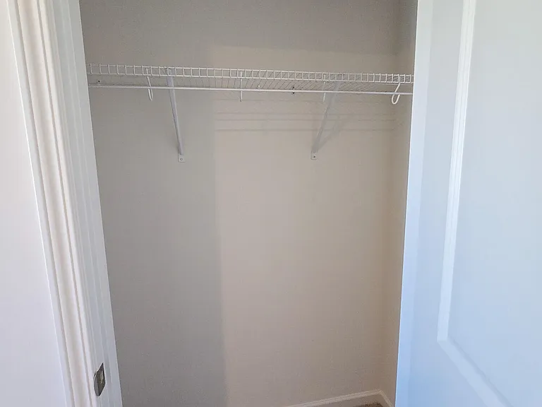 877 Bullhorn Dr — Photo 36