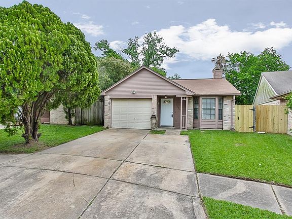 2nd image of 7106 Goldendale Ct
