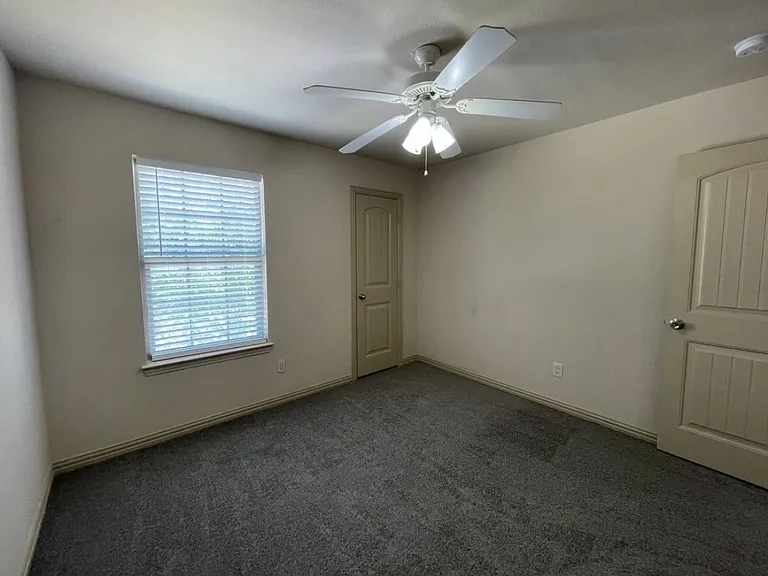 2307 Calendar Ct — Photo 17