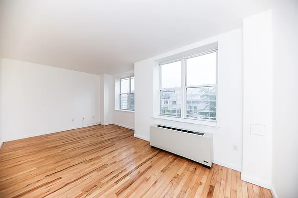 Rented by Oxford Property Group | media 9