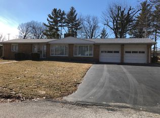 303 Park Dr, Hamilton, IL 62341