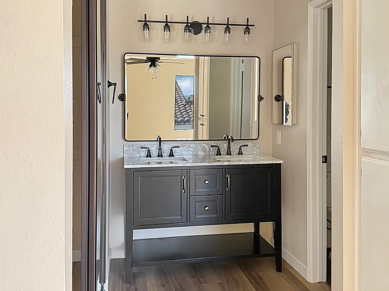 2425 Cranston Dr #212 — Photo 11