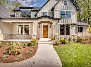 111 N Richard Ave, Elmhurst, IL