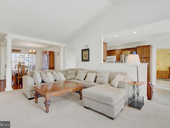 3rd image of 2515 Admire Springs Dr