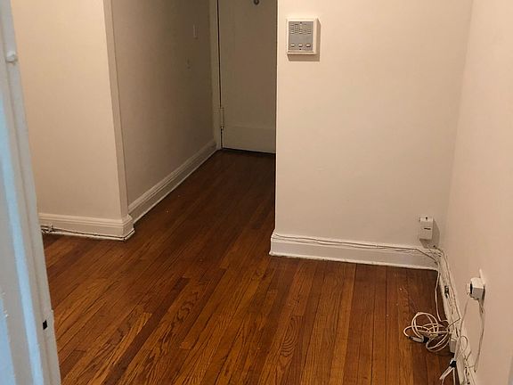 5th image of 632 Gramatan Ave #2J