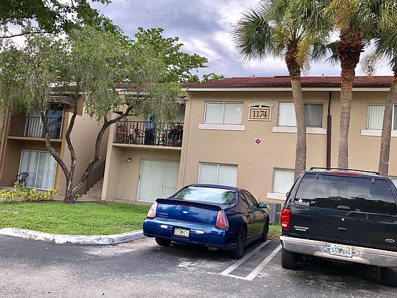 3rd image of 1174 Lake Terry Dr APT F