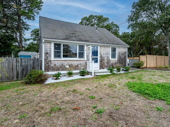 217 Shad Hole Rd, Dennis Port, MA 02639