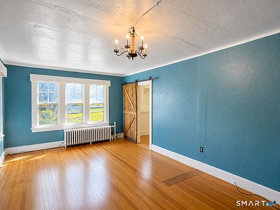 5th image of 28 Jackson St Floor 2