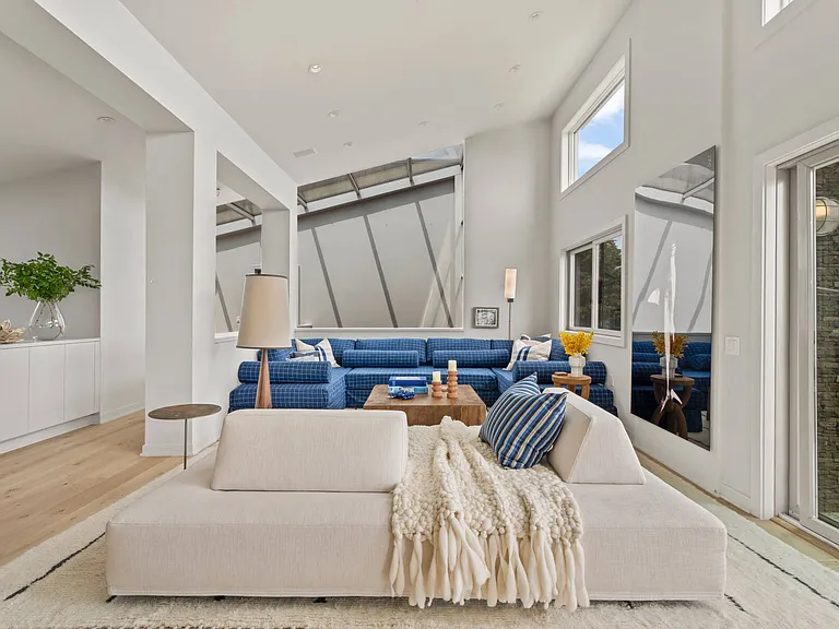 27 Willow Ln — Photo 10