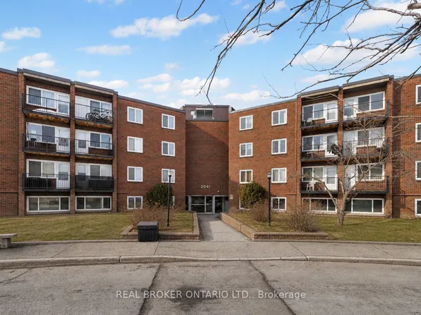 2041 Arrowsmith Dr #103C, Ottawa, ON K1J 7V7