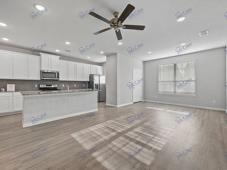 3500 Cricket Dr — Photo 3