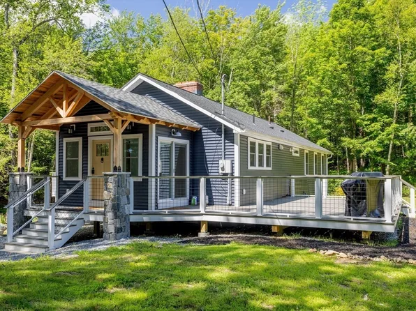 2409 W State Rd, Ashby, MA 01431