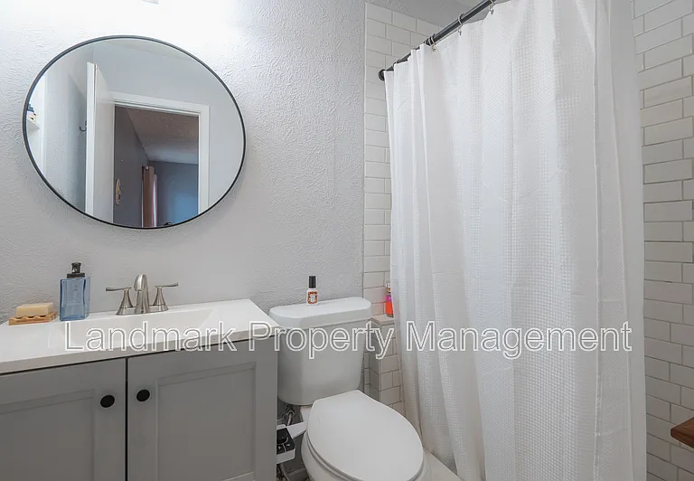 1903 Spies Springs Ct — Photo 22