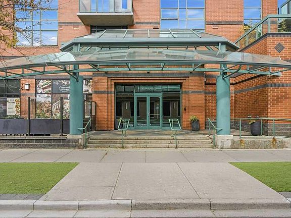2nd image of 836 15th Ave SW #503