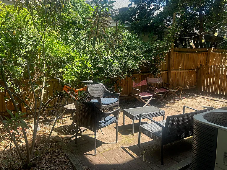 310 W Park Ave #A — Photo 30