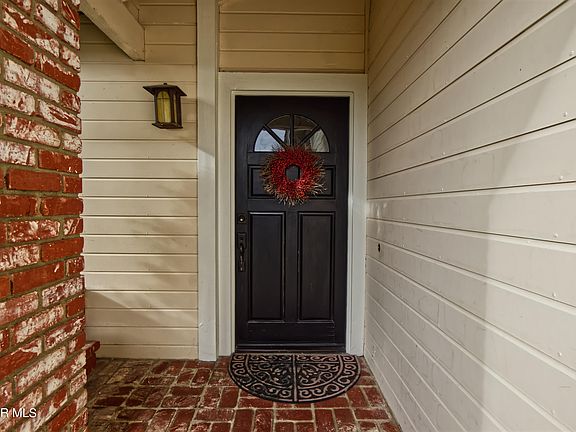 5th image of 2123 Meadow Brook Ct