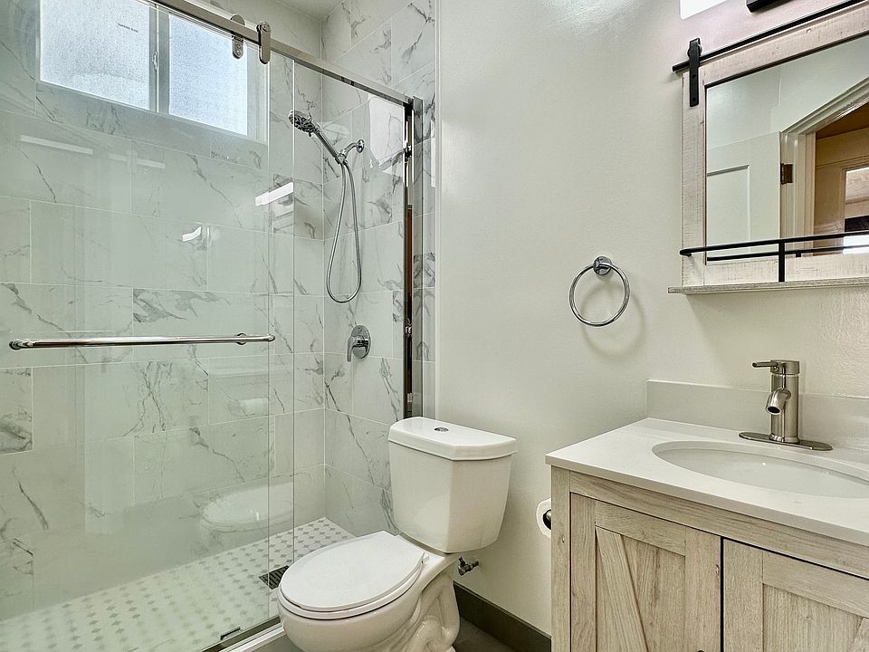 1st image of 2025 Clement St APT 3