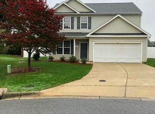 1 Altamont Ct, Greensboro, NC 27410