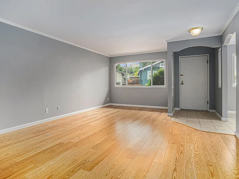 370 Santa Clara Ave #1 — Photo 7