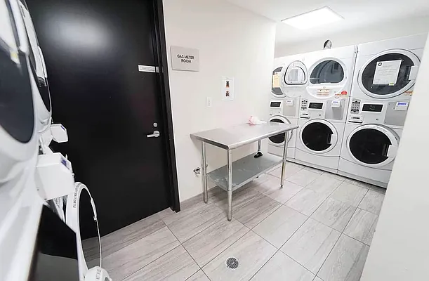 Rented by ERNY LLC | media 35