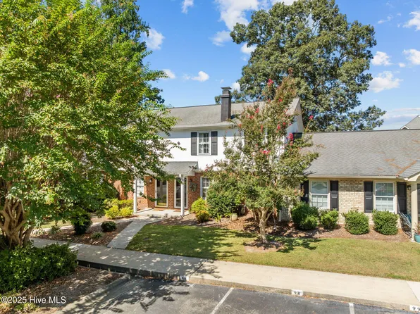 99 Barnes Street, Greenville, NC 27858