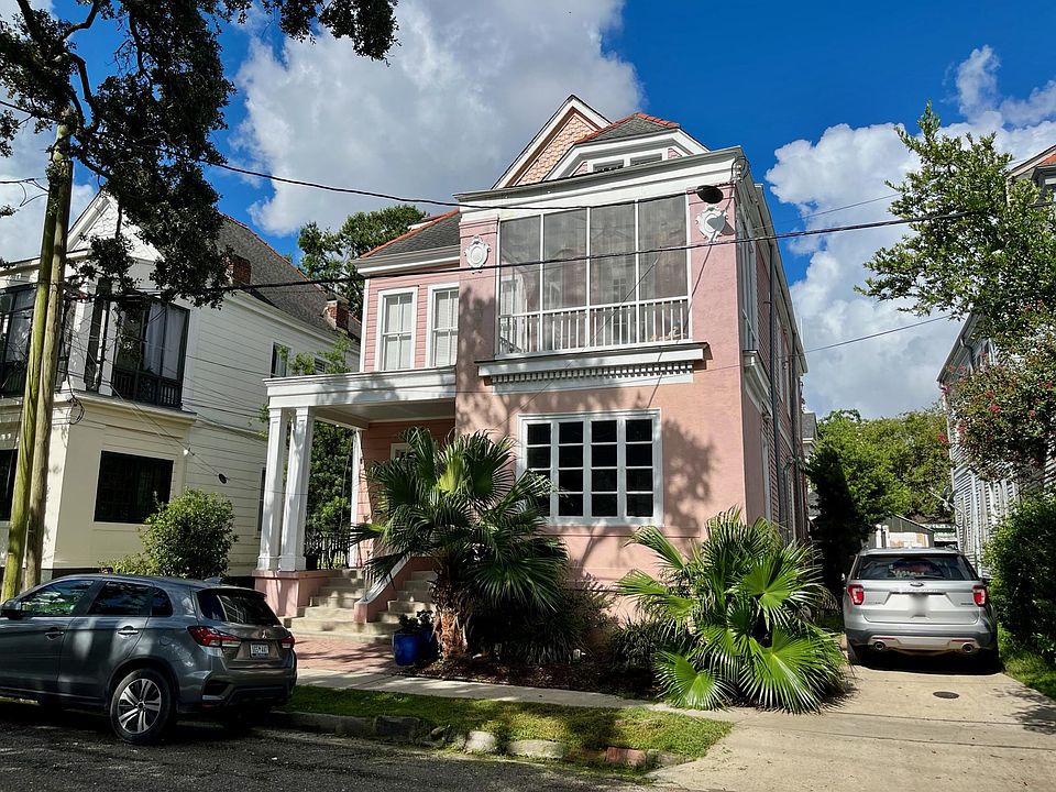 Outside of 1660/1662 Dufossat St. 1662 is the 1st floor. The house was designed and built as a duplex in 1880.