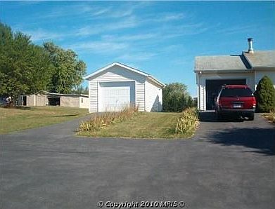 2nd image of 189 Kathys Ln