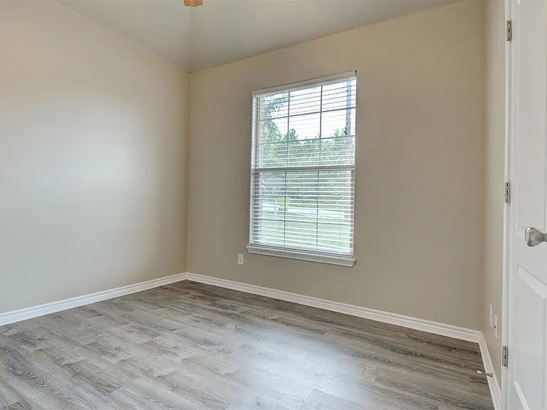 129 N Kaupo Dr #B — Photo 13