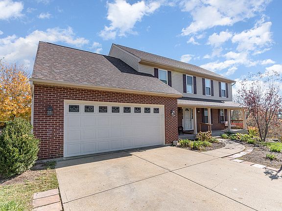 3rd image of 10189 Hiddenknoll Dr
