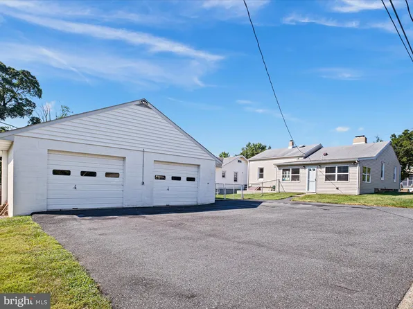 102 Central Ave, Wilmington, DE 19805