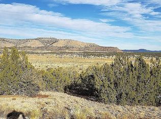 54570 N Paintbrush Ln, Seligman, AZ 86337