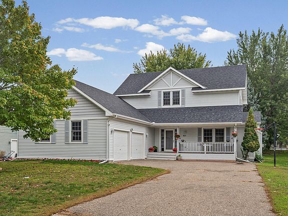 2nd image of 611 Bellvue Ln