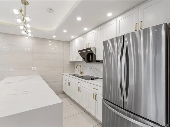 134-05 Dahlia Avenue image 7 of 12