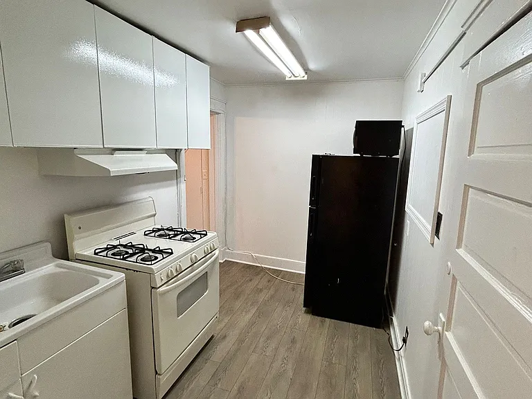 4100 Ritchie Hwy #D — Photo 11