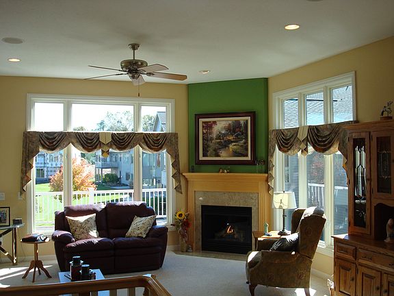 4th image of 4930 Faringdom Grove Dr