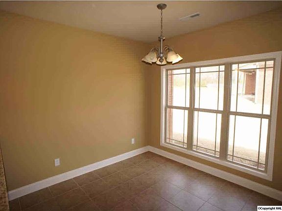 4th image of 226 Wes Ashley Dr