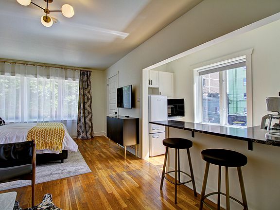 5th image of 45 W 11th Ave APT 6